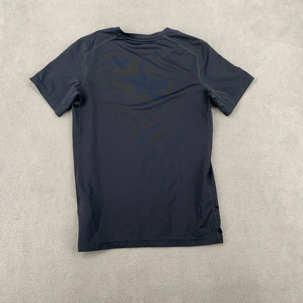 Nike Athletic T Shirt L Black Stretch Crew Neck Graphic Swoosh Logo Base Layer